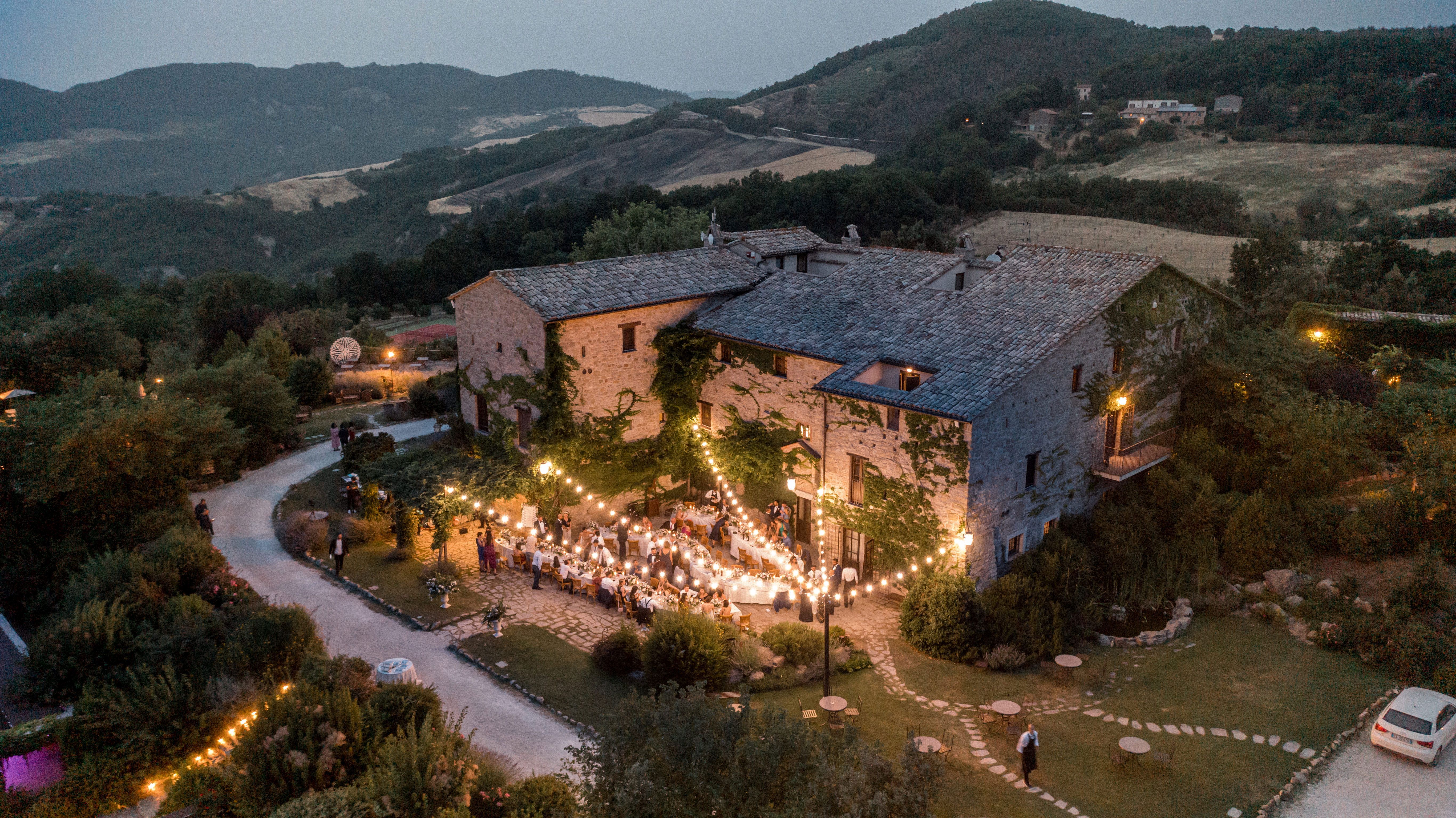 umbria-castle-wedding-27