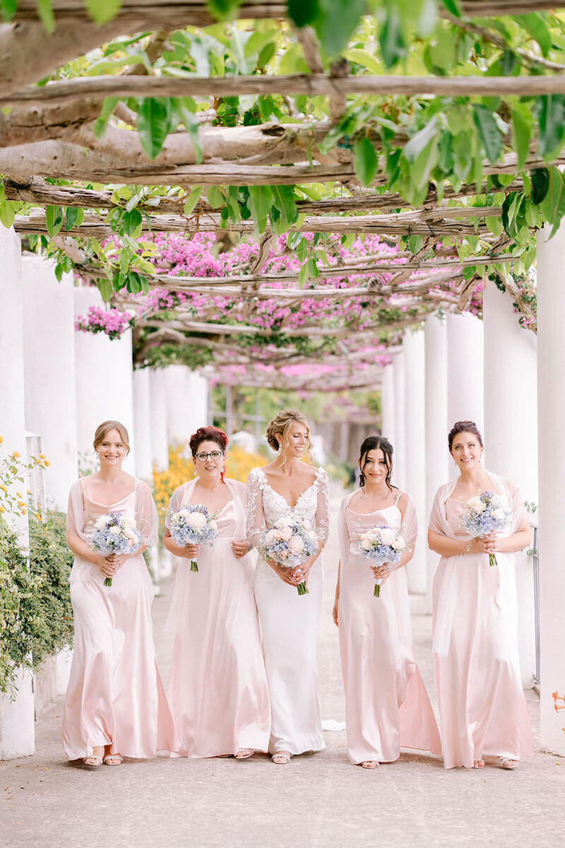 gran-convento-di-anantara-walk-of-monks-group