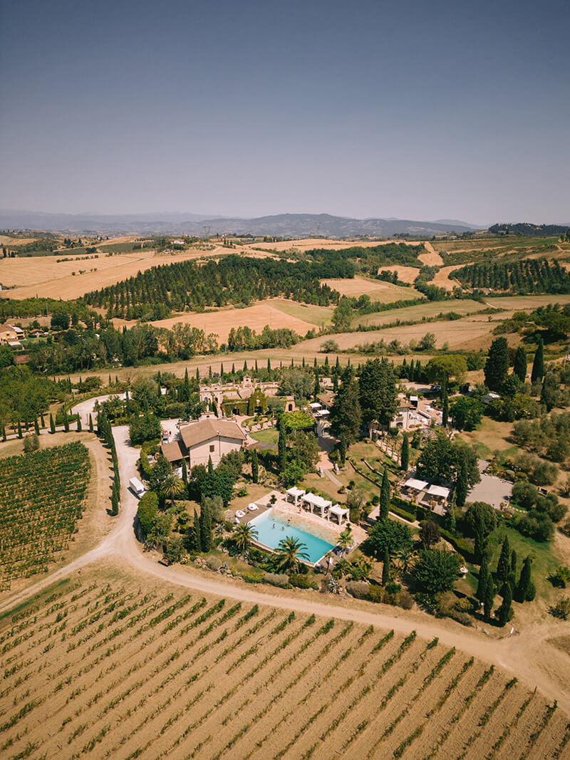 villa-corbinaia-tuscany-01