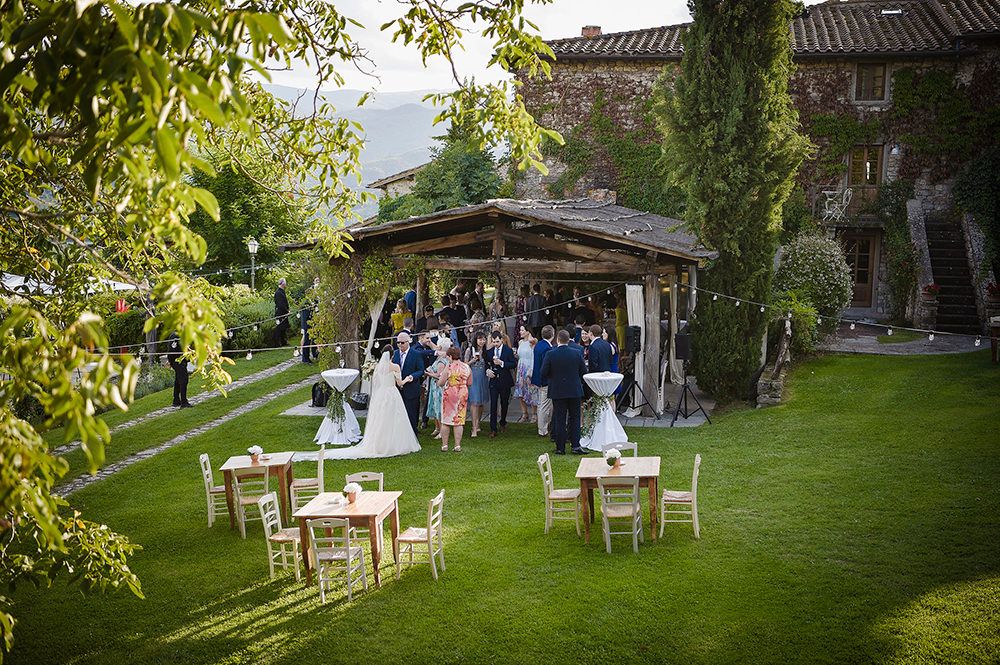 arezzo-hamlet-wedding-in-tuscany-19