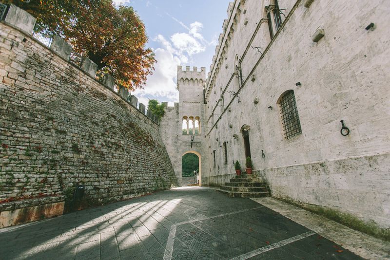 siena-castle-02a