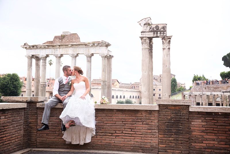 Symbolic weddings in Rome