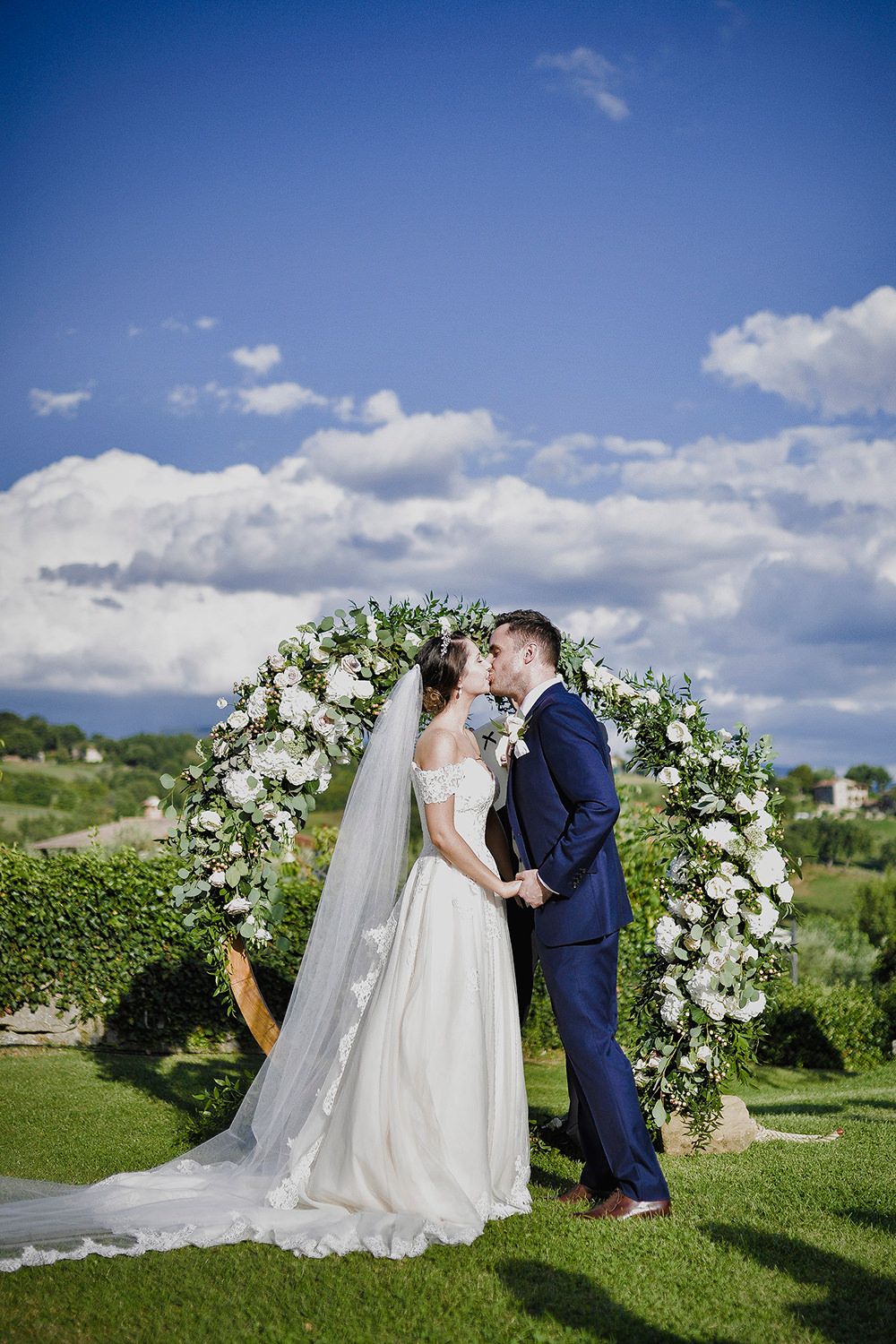 arezzo-hamlet-wedding-in-tuscany-17
