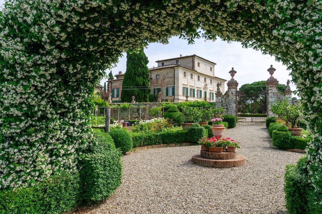 villa-di-geggiano-02